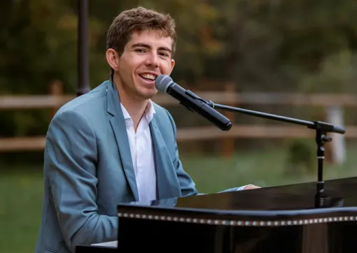 Concert acoustique en piano-voix le 8 février au Théâtre L'Alphabet à Nice, Nice, Théâtre l’Alphabet