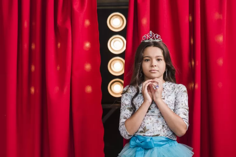 Cours de théâtre pour ados avec improvisation, validation d'acquis et spectacle de fin d'année, Nice, Théâtre l’Alphabet